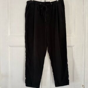 American Eagle High-Waisted Lyocell Drawstring Joggers Black NWT Size 14